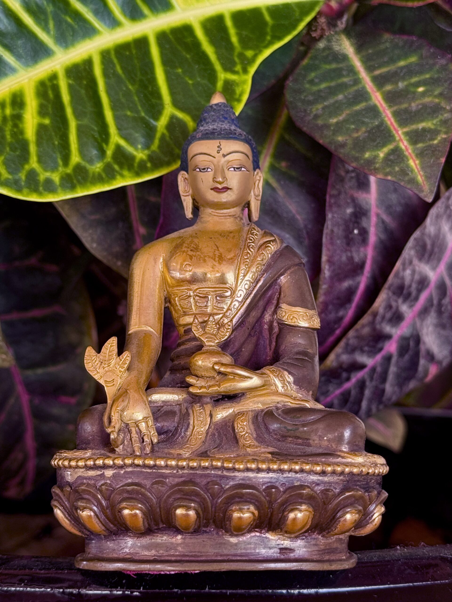 Medicine Buddha statue empowered by Chögyal Namkhai Norbu - Image 2